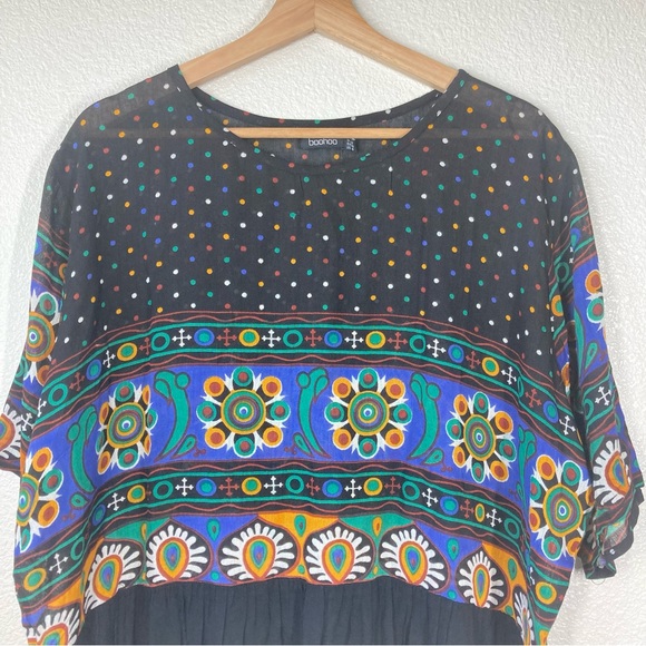 Boohoo Flowy Floral Blouse Size 18 Short Sleeves Black Colorfull Top ruffles - Picture 7 of 13